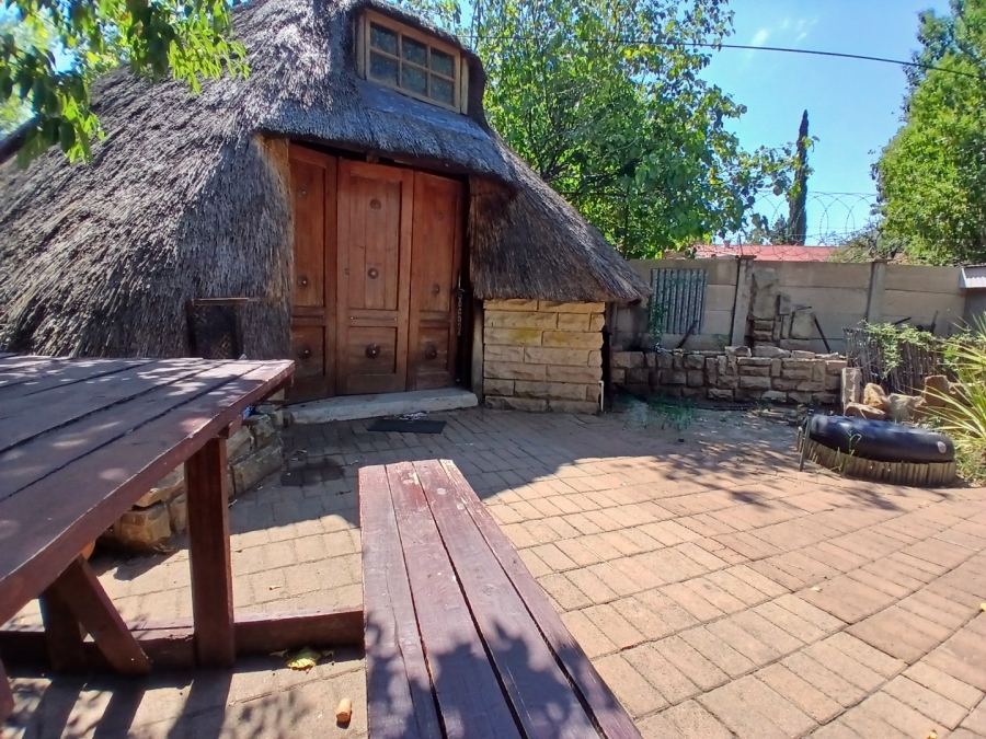 14 Bedroom Property for Sale in Universitas Free State
